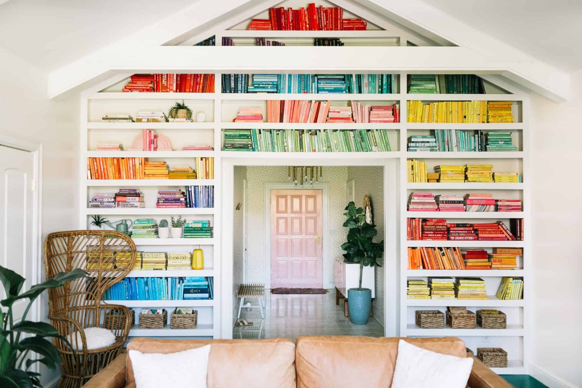 Librerie creative: ecco le migliori idee per arredare casa