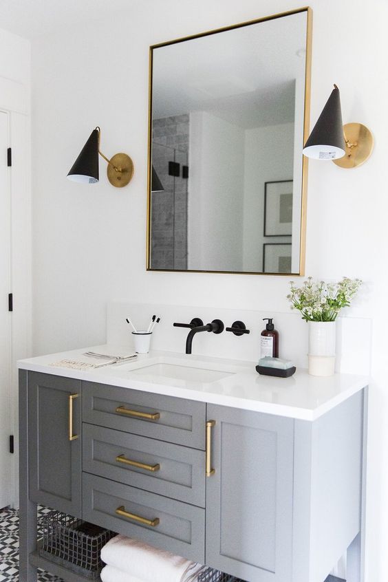 come-illuminare-il-bagno-piccolo