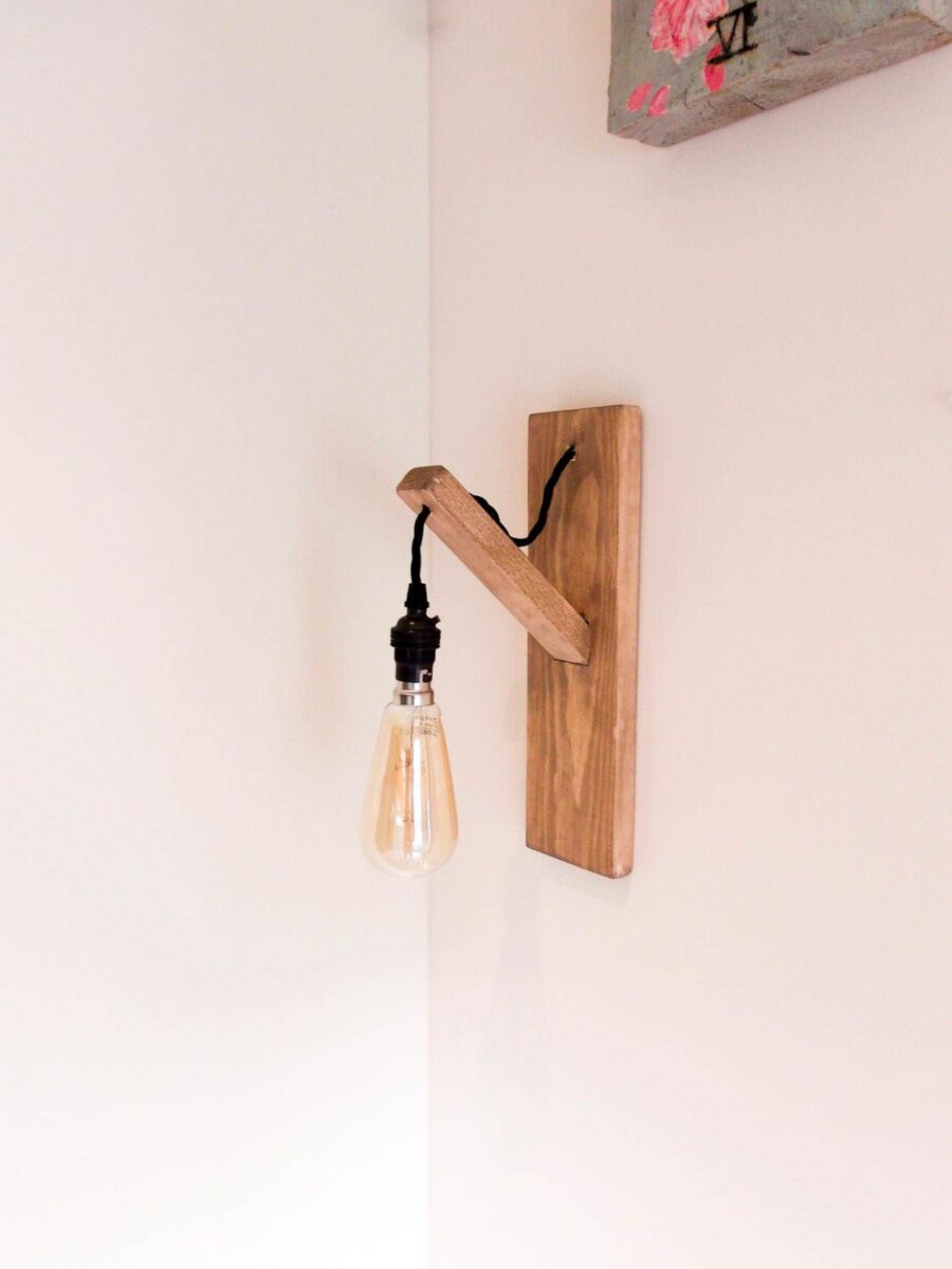 lampadario legno e filo