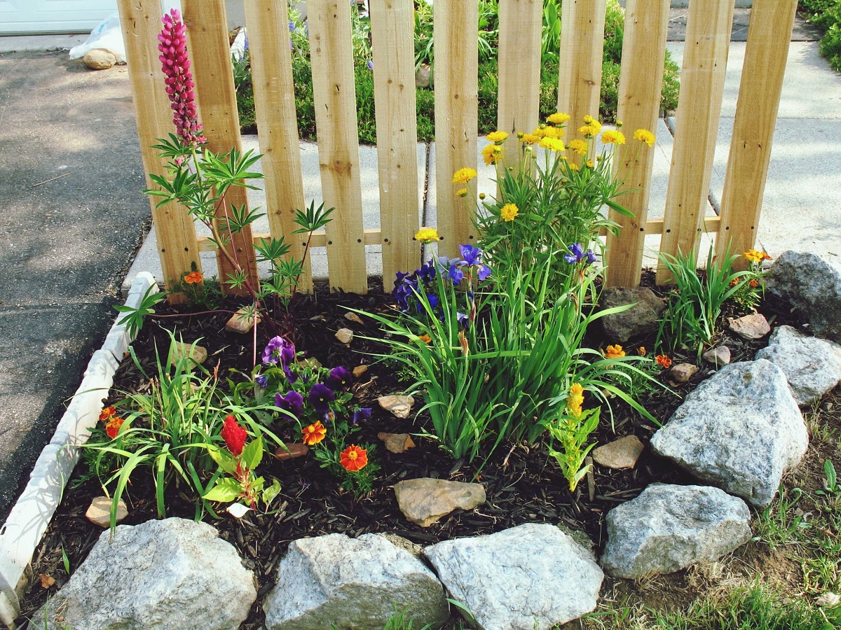 abbellire-il-giardino-fai-da-te-piccoli-spazi