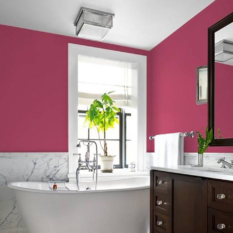 bagno-pareti-color-magenta-idee-foto-2