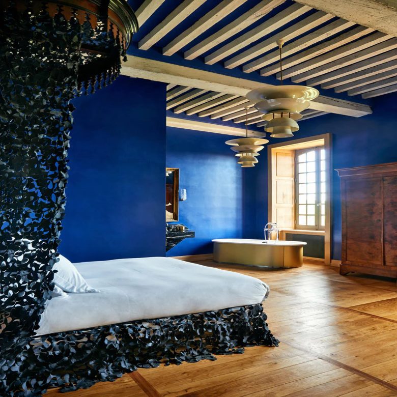 camera-letto-pareti-color-cobalto-idee-foto-5