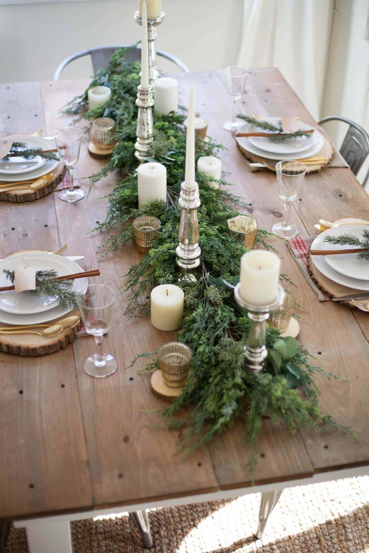 Abbellire-la-tavola-per-Natale-10-idee-e-foto-7