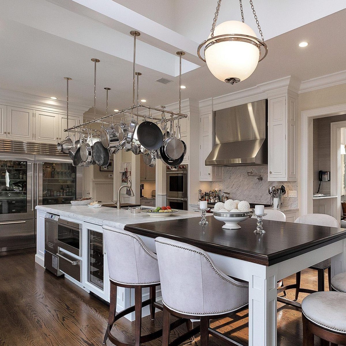 White-Kitchen-Cabinets-20