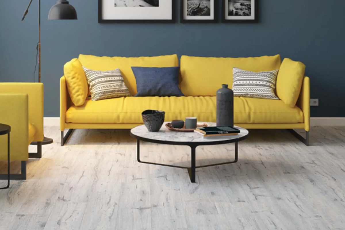 rovere e giallo abbinamento salotto