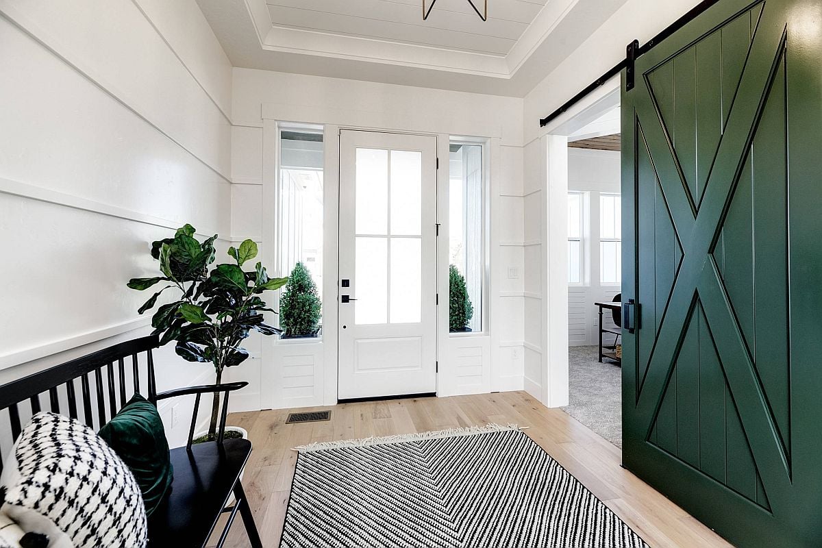 Abbellire l’ingresso di casa con le piante colorate: 10 idee e foto