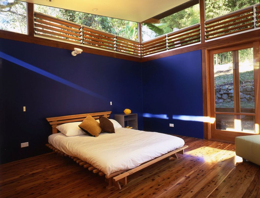 Camera da letto pareti color indaco: 10 idee e foto