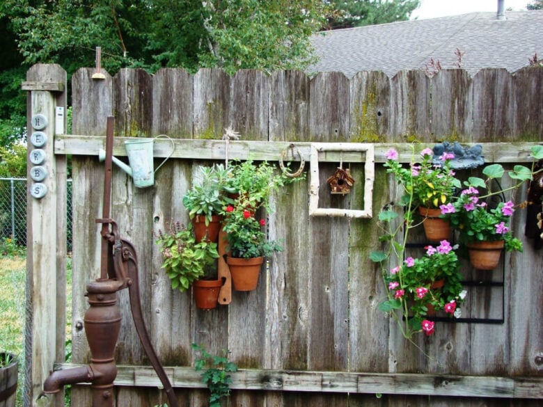 Giardino stile rustico: 8 idee e foto