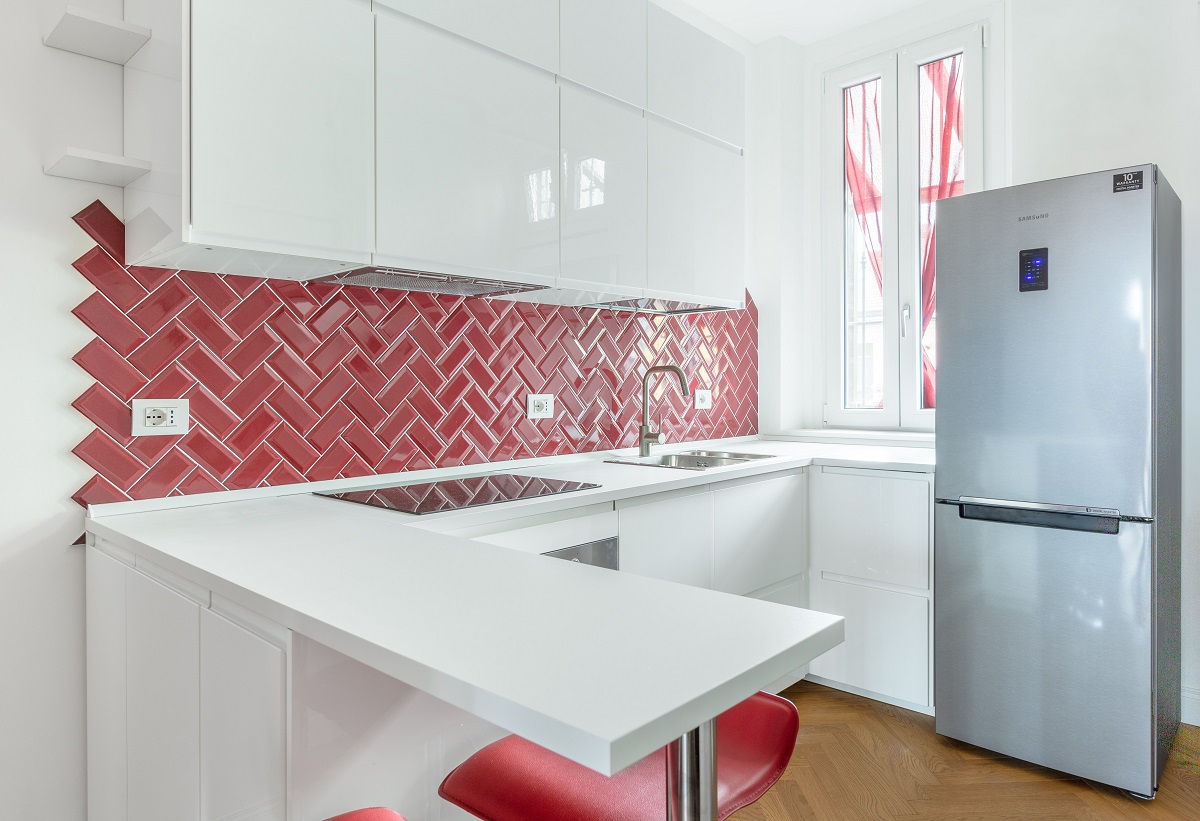 Cucina pareti color porpora: 10 idee e foto