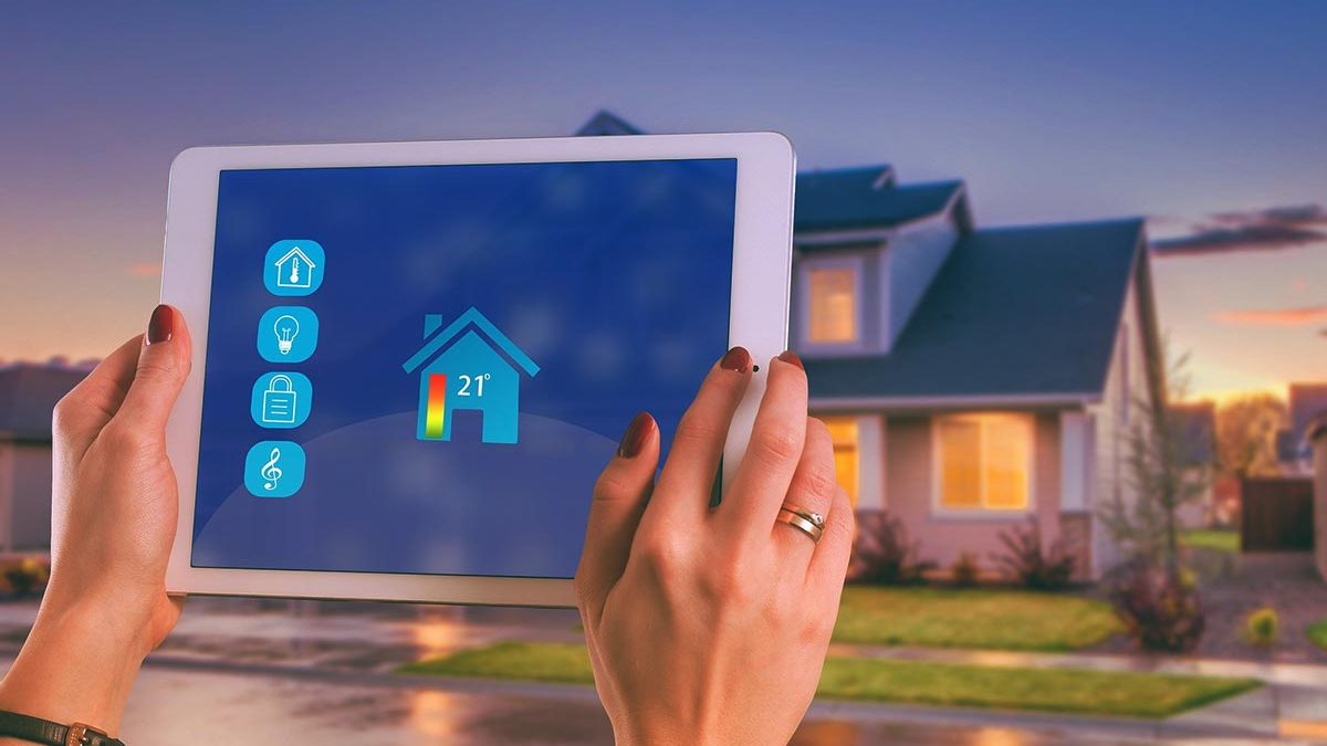Domotica casa serrature ed elettrodomestici: chiudi casa con un click