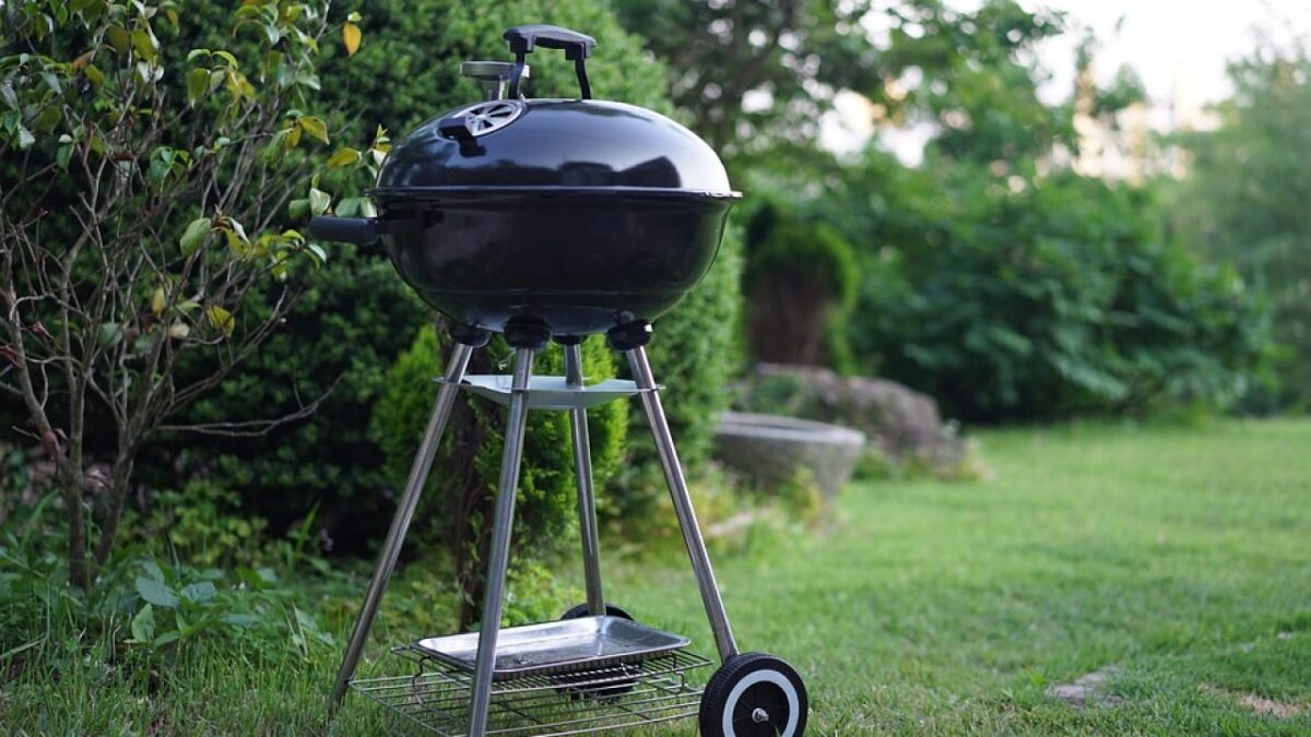 Pulire il barbecue: 5 idee e modi naturali