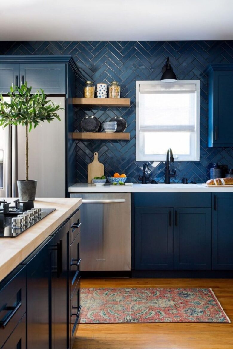 Pareti cucina color avio: 6 idee innovative