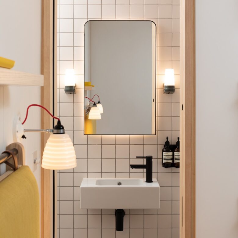 Arredare bagno piccolissimo: 10 regole d&#8217;oro, idee e foto