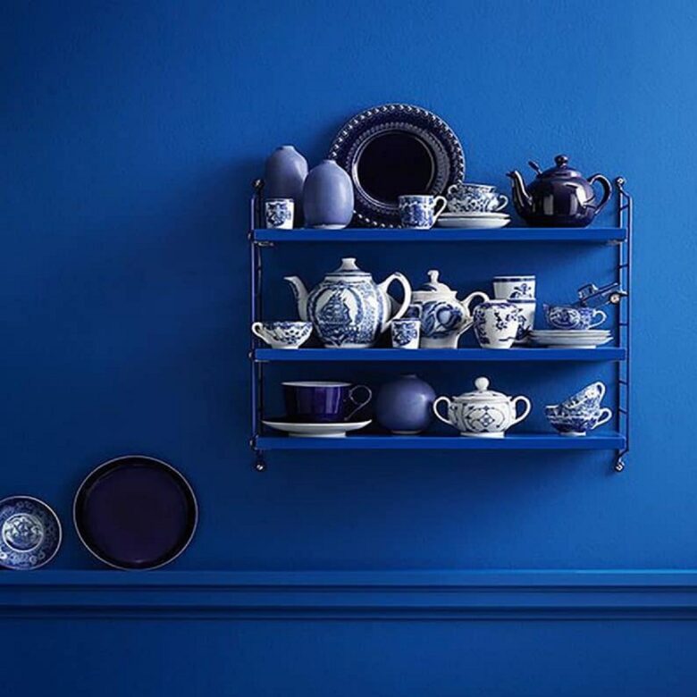 Klein Blue Wall Color: 10 Ideas and Pictures