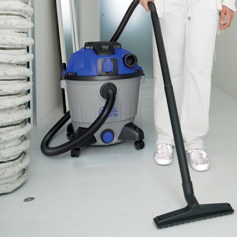 Choosing a vacuum cleaner: 10 important rules, cost and benefits