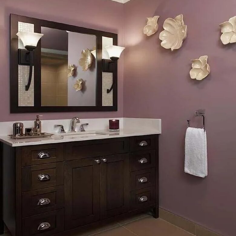 Pareti bagno color fucsia bordesto lillato: 10 idee e foto innovative