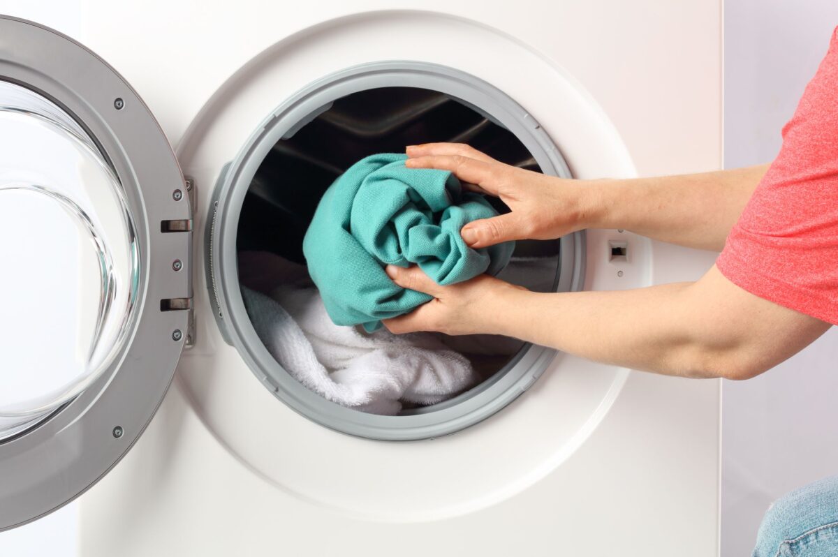 Scegliere la lavatrice: 5 regole fondamentali, consigli e costo Scegliere la lavatrice: 5 regole fondamentali, consigli e costo