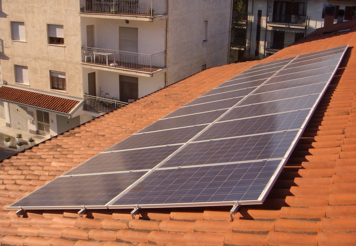 Impianto fotovoltaico chiavi in mano: info, consigli e prezzi, dalla A alla Z Impianto fotovoltaico chiavi in mano: info, consigli e prezzi, dalla A alla Z