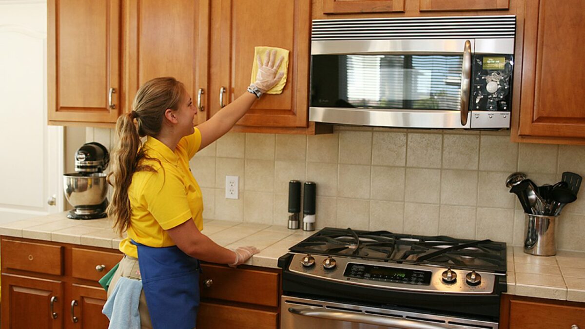 Come pulire la cucina: 5 regole, nuove, tradizionali ed economiche