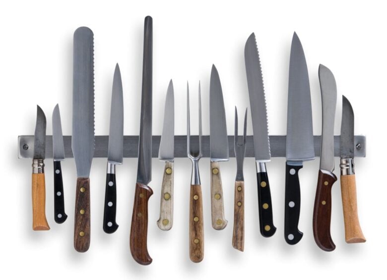 Coltelli da cucina: regole fondamentali e consigli per la scelta ottimale Coltelli da cucina: regole fondamentali e consigli per la scelta ottimale