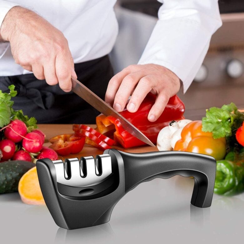 Coltelli da cucina: regole fondamentali e consigli per la scelta ottimale Coltelli da cucina: regole fondamentali e consigli per la scelta ottimale