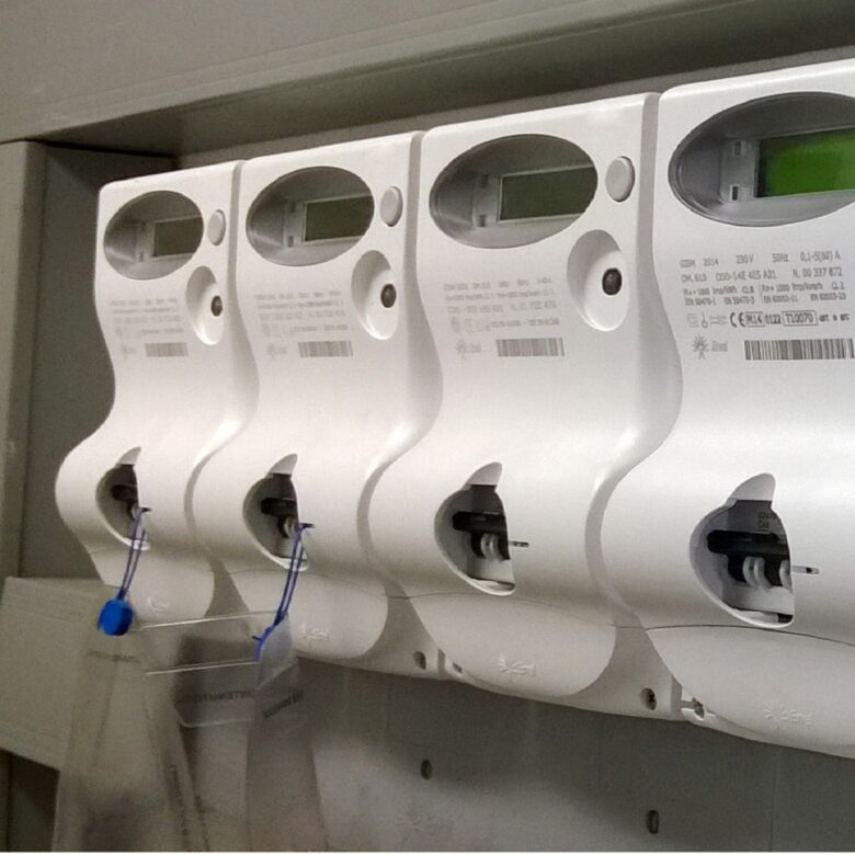 Risparmia in bolletta: passa subito al phon a basso consumo Risparmia in bolletta: passa subito al phon a basso consumo