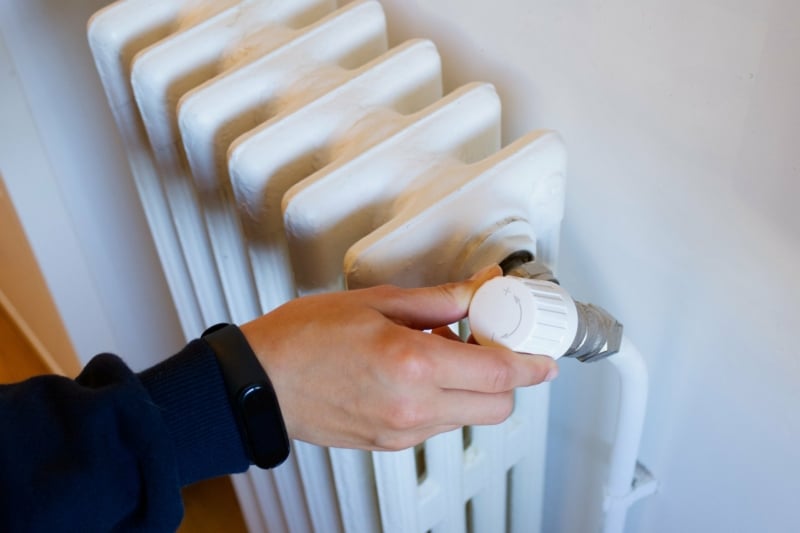 Termosifoni e riduzione delle temperature: controlli in vista? Termosifoni e riduzione delle temperature: controlli in vista?