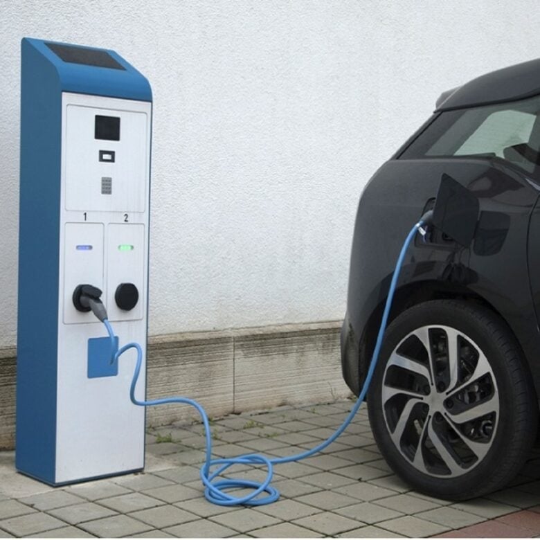 Colonnine elettriche: guida completa installazione e costi Colonnine elettriche: guida completa installazione e costi