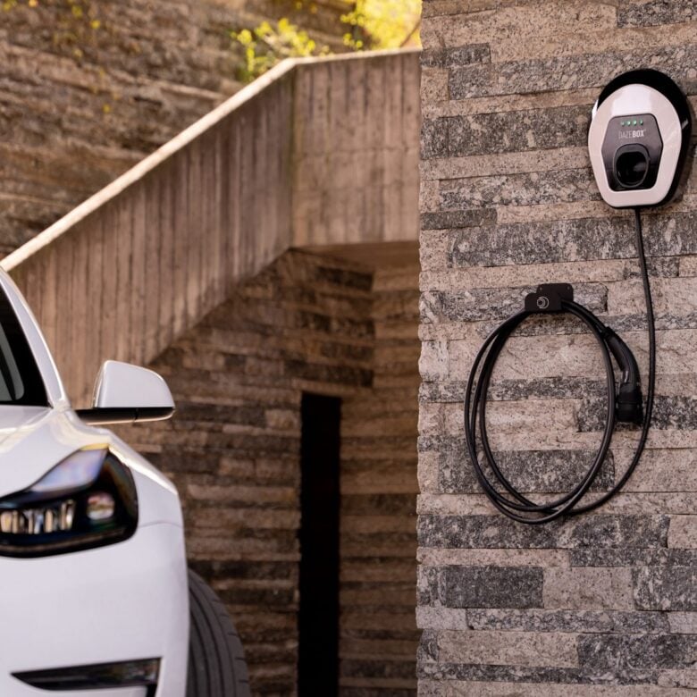 Colonnine elettriche: guida completa installazione e costi Colonnine elettriche: guida completa installazione e costi