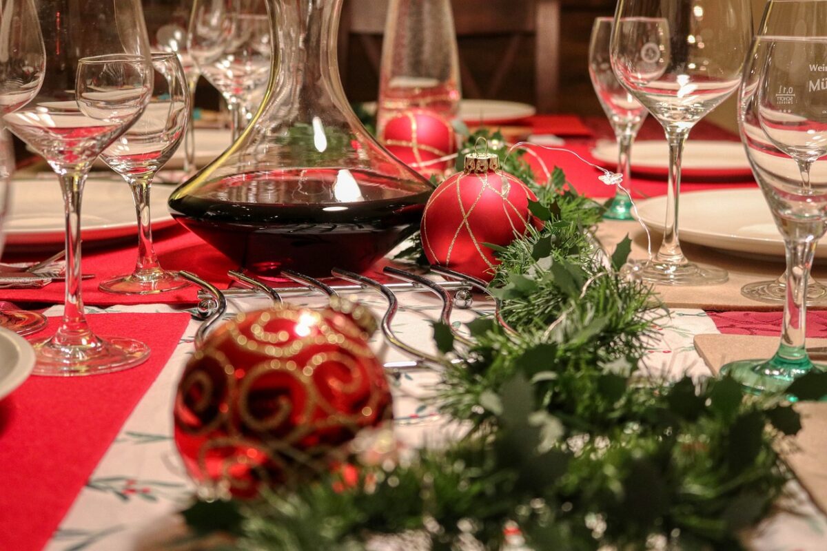 Tavola di Natale 2022: 8 idee e foto Tavola di Natale 2022: 8 idee e foto
