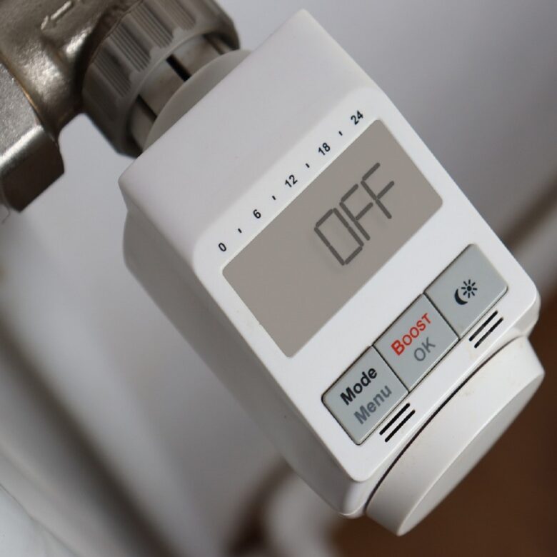 Risparmio in bolletta, ecco i furbetti del termostato: temperature oltre al limite