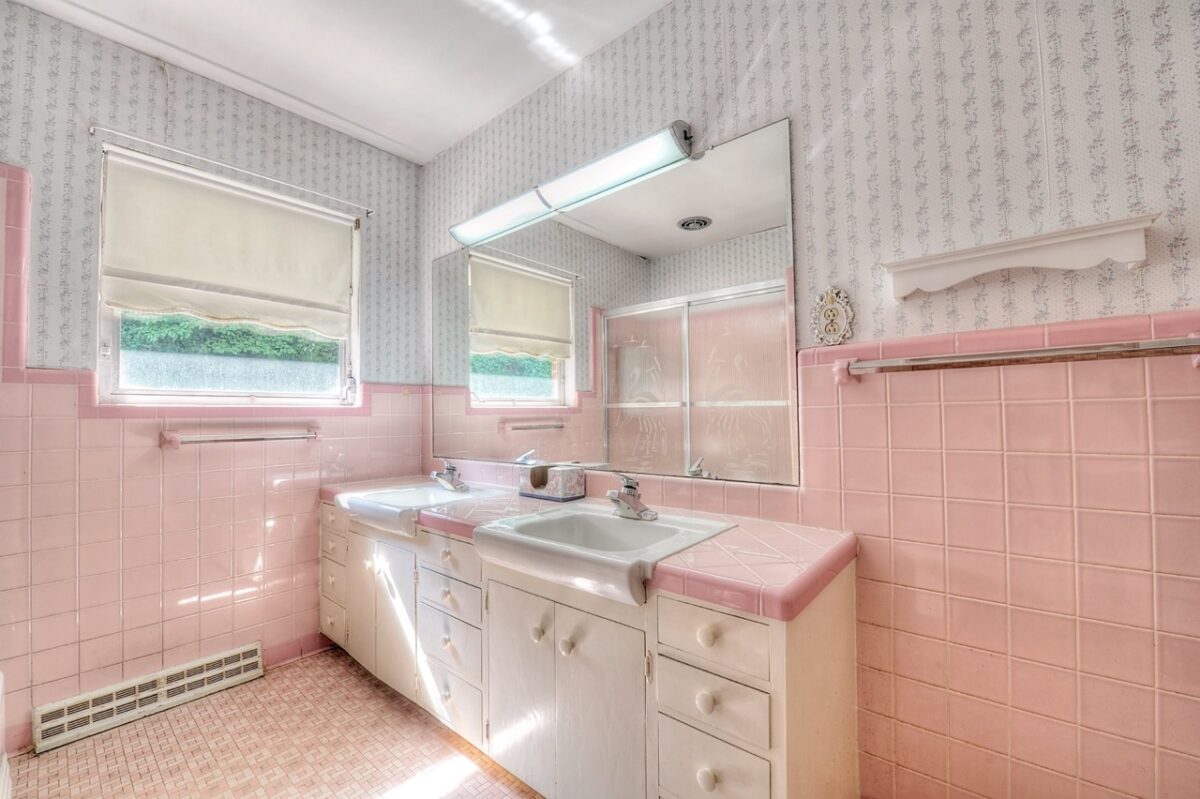 Bagno rosa antico Bagno rosa antico
