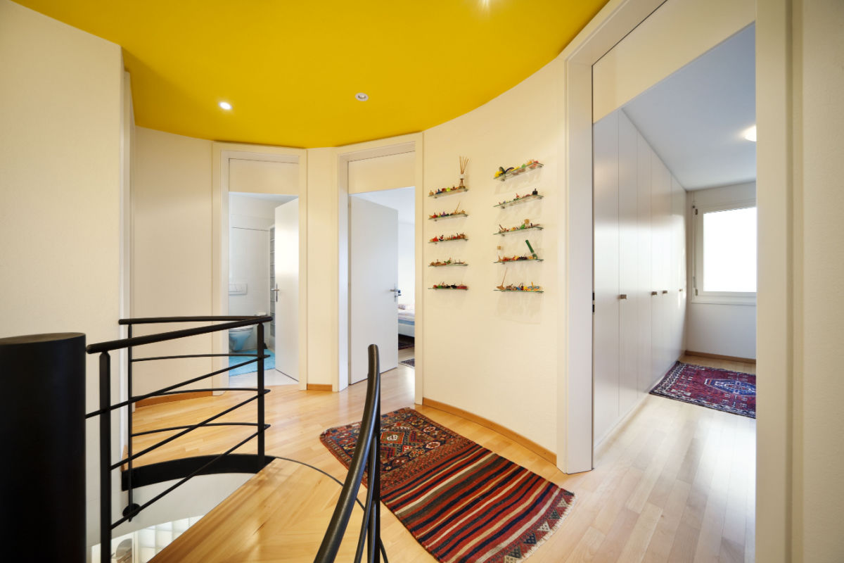 Soffitto giallo Soffitto giallo