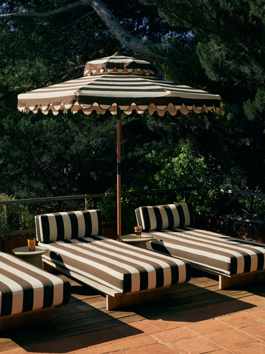 Stile rétro in giardino: le idee Westwing per un outdoor anni ’70, elegante e attuale Stile rétro in giardino: le idee Westwing per un outdoor anni ’70, elegante e attuale